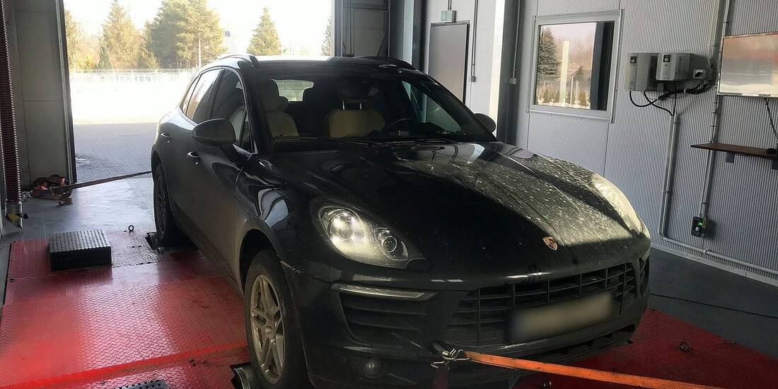 PORSCHE MACAN 2.0T 252KM