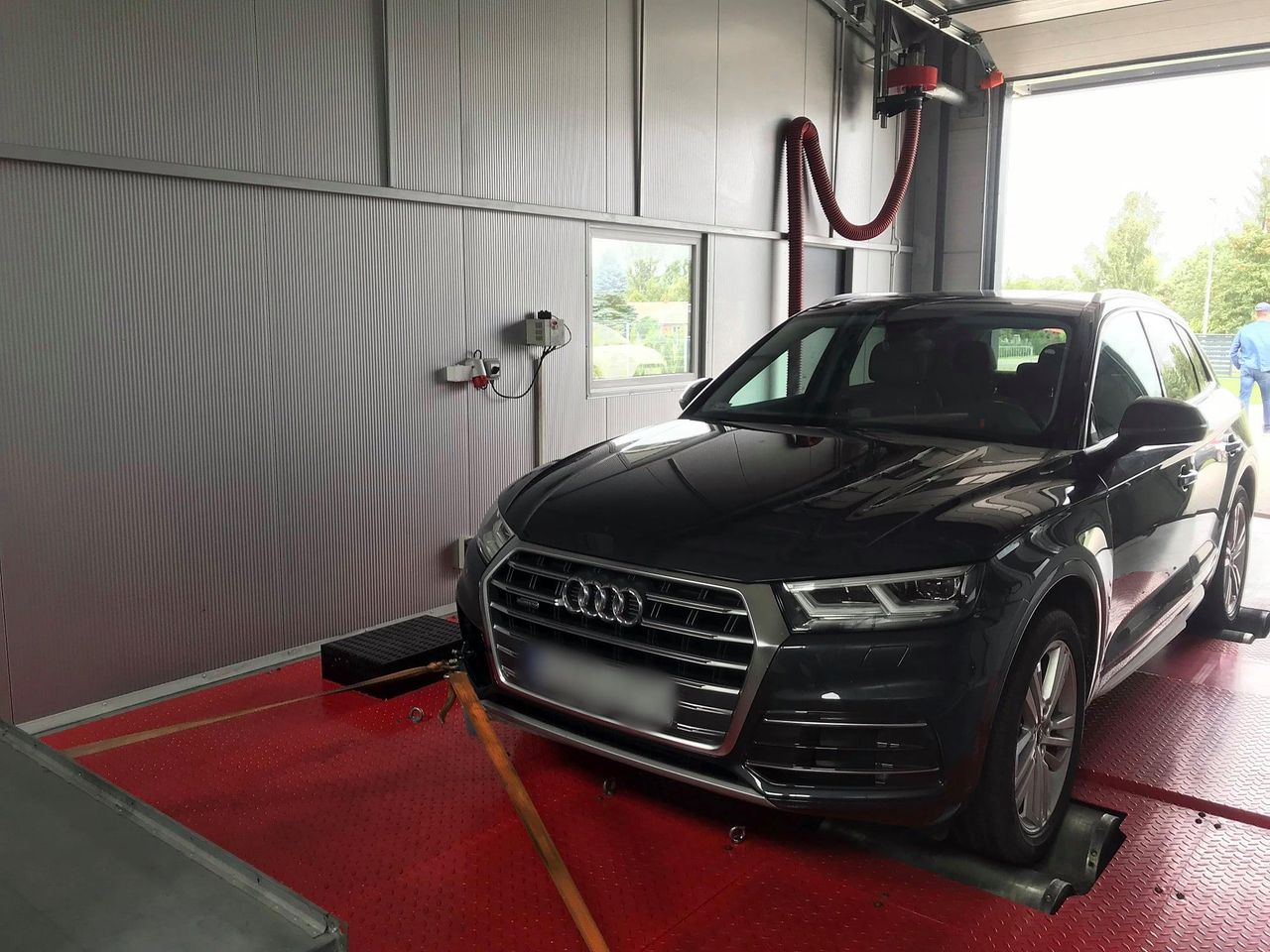 AUDI Q5 2.0TFSI 252KM